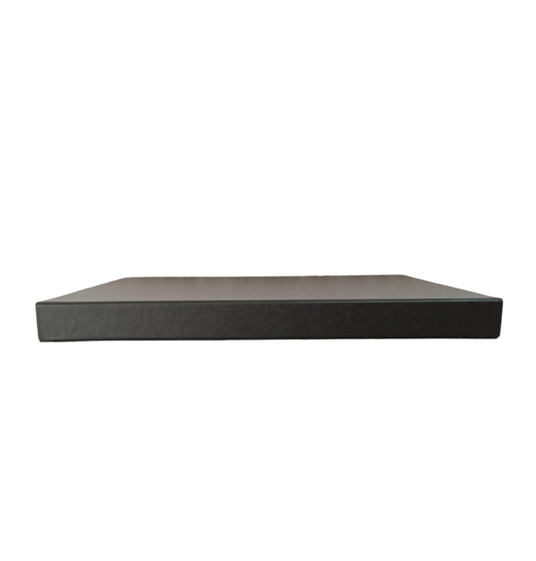 Black case for 10 Quadrum capsules